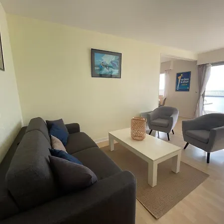 En Bord De Avec Terrasse Et Parking - Fr-1-361-85 Apartman