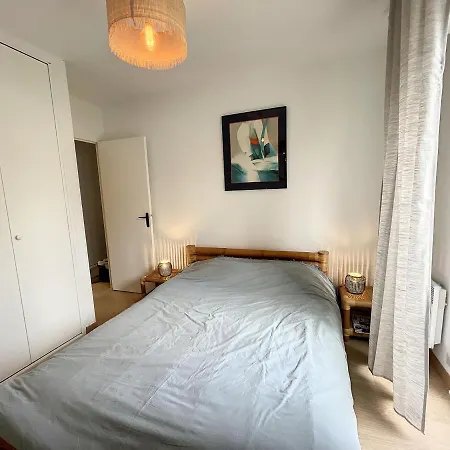 En Bord De Avec Terrasse Et Parking - Fr-1-361-85 Apartman *