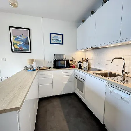 Apartman En Bord De Avec Terrasse Et Parking - Fr-1-361-85 *