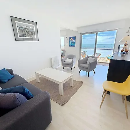 Apartment En Bord De Avec Terrasse Et Parking - Fr-1-361-85 Jullouville-les-Pins