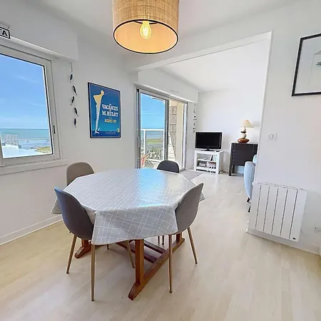 En Bord De Avec Terrasse Et Parking - Fr-1-361-85 Apartment Jullouville-les-Pins
