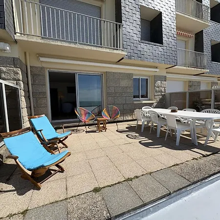 Διαμέρισμα En Bord De Avec Terrasse Et Parking - Fr-1-361-85 *