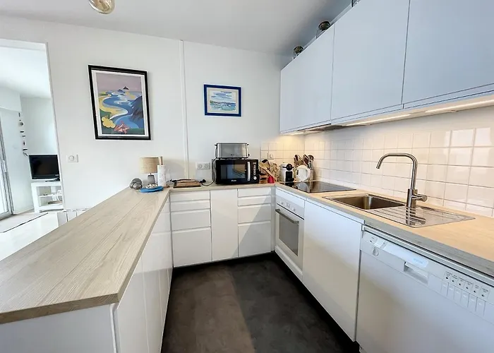 Lejlighed En Bord De Avec Terrasse Et Parking - Fr-1-361-85 *