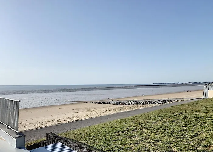 En Bord De Avec Terrasse Et Parking - Fr-1-361-85 Apartament *