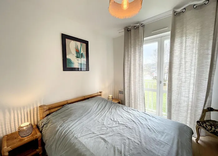 Lejlighed En Bord De Avec Terrasse Et Parking - Fr-1-361-85 *